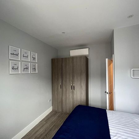 Aisiki Apartments At Stanhope Road, North Finchley, Airconditioned Multiple 2 Or 3-Bedroom, Pet-Friendly Duplex Flats, King Or Twin Beds, Airconditioned & Free Wi-Fi Екстериор снимка