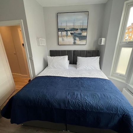 Aisiki Apartments At Stanhope Road, North Finchley, Airconditioned Multiple 2 Or 3-Bedroom, Pet-Friendly Duplex Flats, King Or Twin Beds, Airconditioned & Free Wi-Fi Екстериор снимка