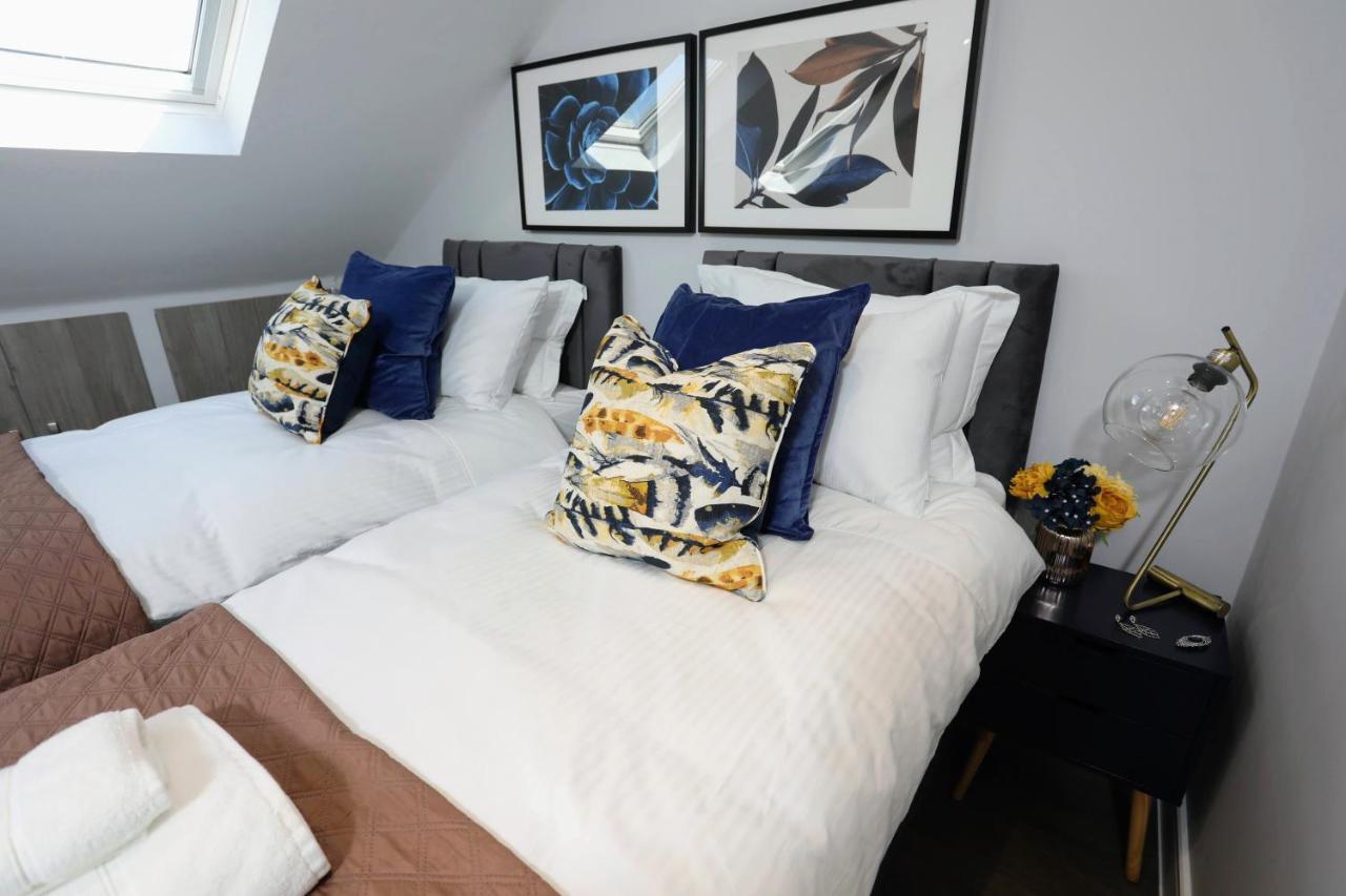 Aisiki Apartments At Stanhope Road, North Finchley, Airconditioned Multiple 2 Or 3-Bedroom, Pet-Friendly Duplex Flats, King Or Twin Beds, Airconditioned & Free Wi-Fi Екстериор снимка