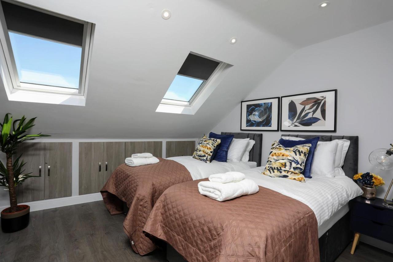 Aisiki Apartments At Stanhope Road, North Finchley, Airconditioned Multiple 2 Or 3-Bedroom, Pet-Friendly Duplex Flats, King Or Twin Beds, Airconditioned & Free Wi-Fi Екстериор снимка