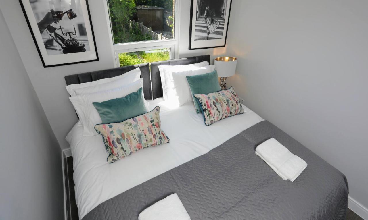 Aisiki Apartments At Stanhope Road, North Finchley, Airconditioned Multiple 2 Or 3-Bedroom, Pet-Friendly Duplex Flats, King Or Twin Beds, Airconditioned & Free Wi-Fi Екстериор снимка
