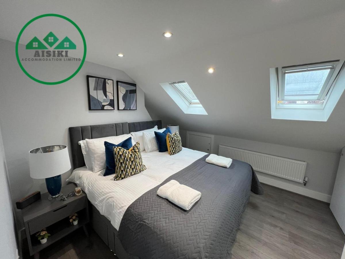 Aisiki Apartments At Stanhope Road, North Finchley, Airconditioned Multiple 2 Or 3-Bedroom, Pet-Friendly Duplex Flats, King Or Twin Beds, Airconditioned & Free Wi-Fi Екстериор снимка