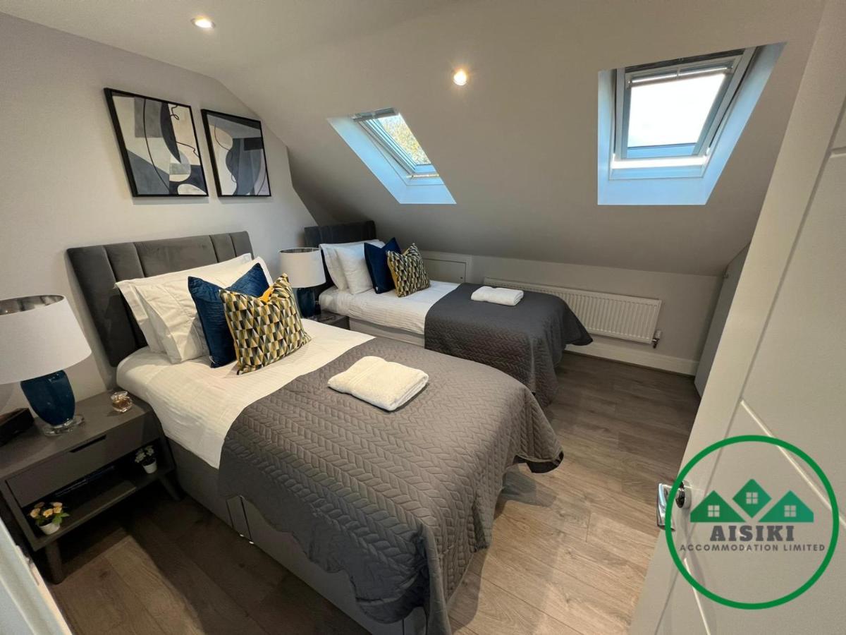 Aisiki Apartments At Stanhope Road, North Finchley, Airconditioned Multiple 2 Or 3-Bedroom, Pet-Friendly Duplex Flats, King Or Twin Beds, Airconditioned & Free Wi-Fi Екстериор снимка
