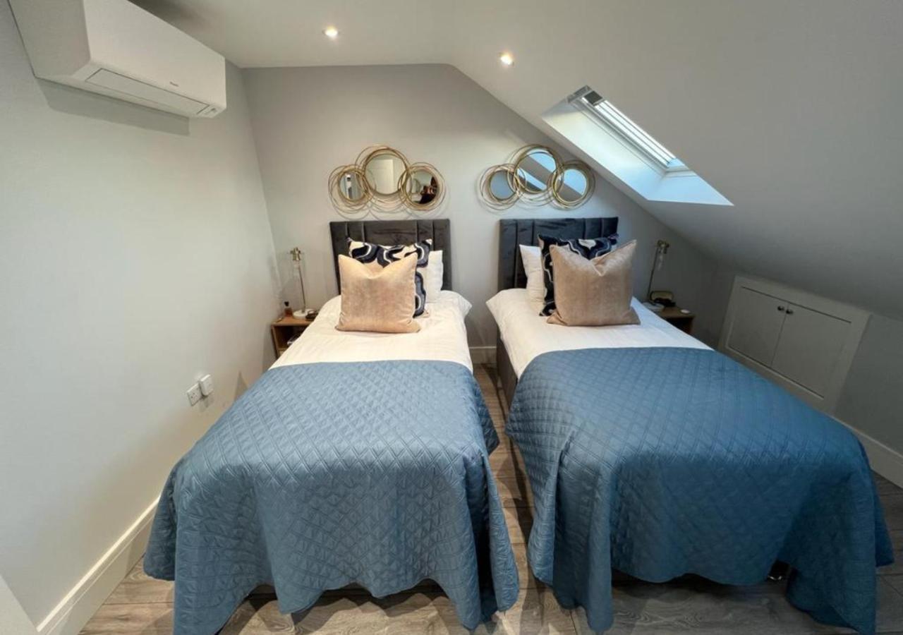 Aisiki Apartments At Stanhope Road, North Finchley, Airconditioned Multiple 2 Or 3-Bedroom, Pet-Friendly Duplex Flats, King Or Twin Beds, Airconditioned & Free Wi-Fi Екстериор снимка