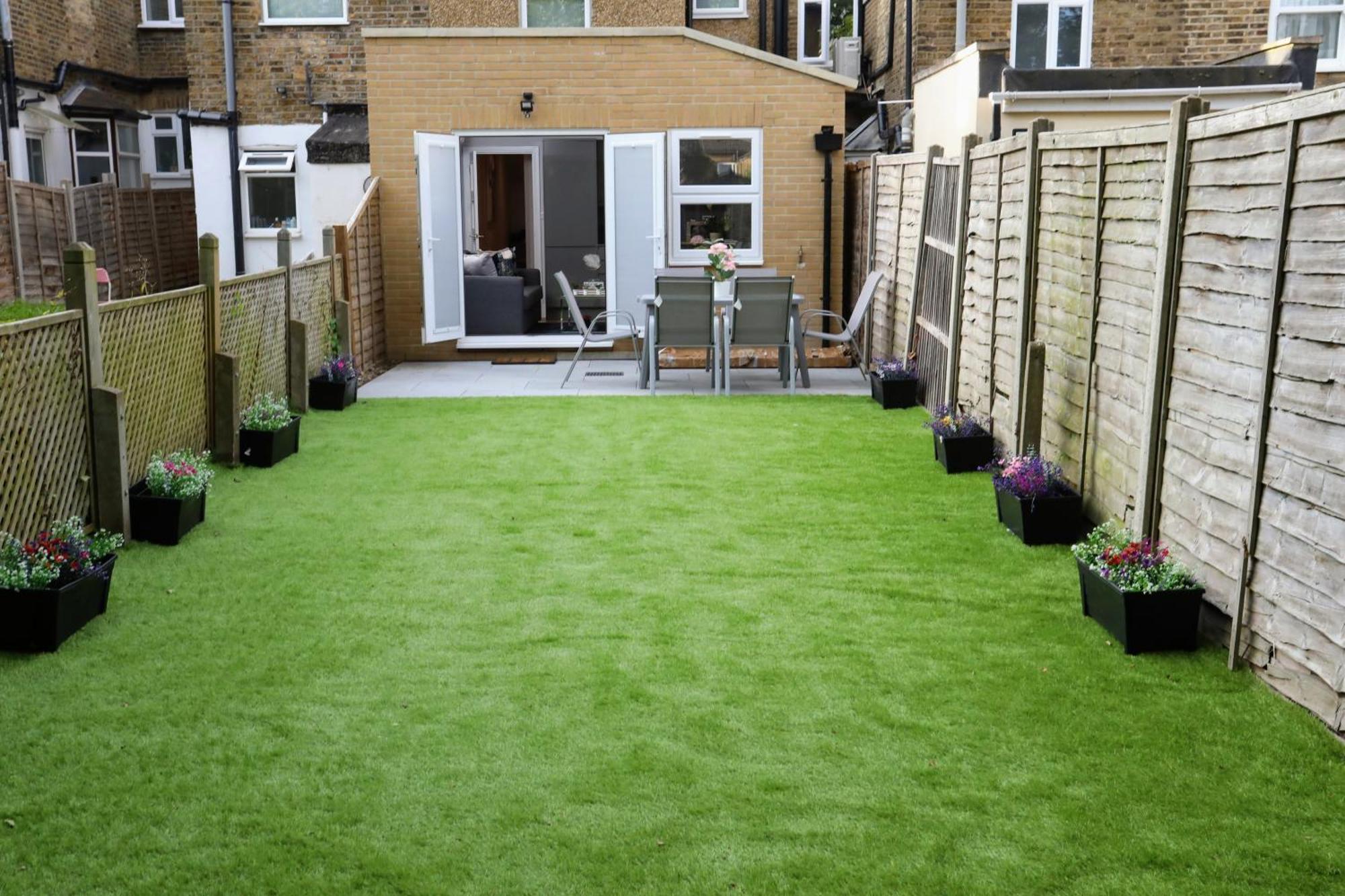 Aisiki Apartments At Stanhope Road, North Finchley, Airconditioned Multiple 2 Or 3-Bedroom, Pet-Friendly Duplex Flats, King Or Twin Beds, Airconditioned & Free Wi-Fi Екстериор снимка